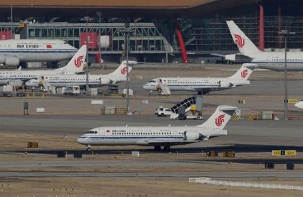 Китай ослабляет ковидные ограничения на внутренние авиаперевозки