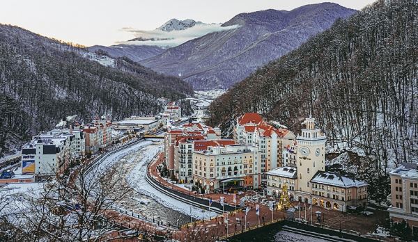 Открытие горнолыжных трасс курорта «Роза Хутор» планируется 31 декабря