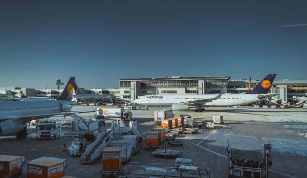 Российские туристы хотят подать коллективный иск на Lufthansa за отказ в перелете