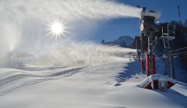 В ближайшие дни снега на горнолыжных курортах Сочи можно не ждать
