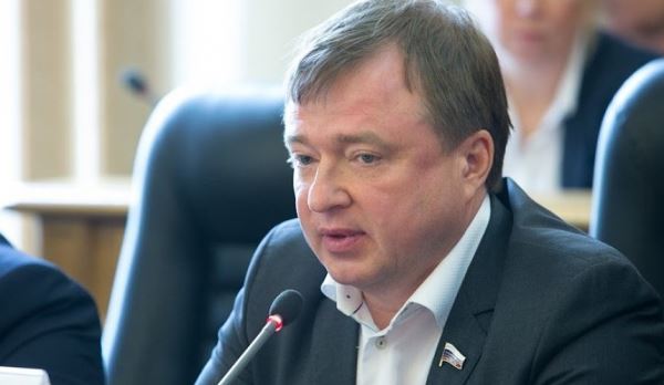 Депутат Госдумы: январские каникулы надо сократить